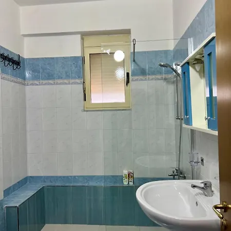 Cozy Apartment - Vlora Waterfront 아파트 Vlorë